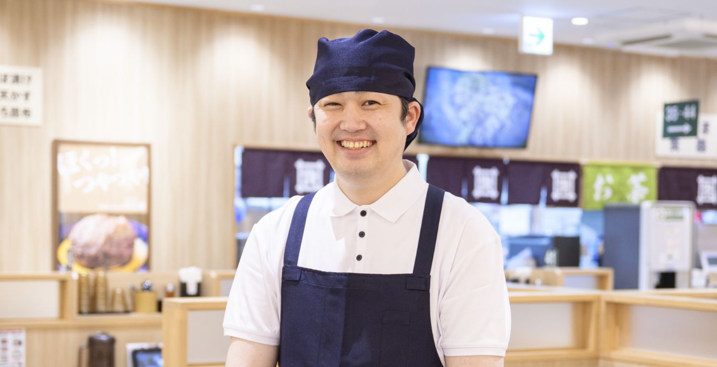実は大人気!カツとじ丼をおすすめするすずきさん